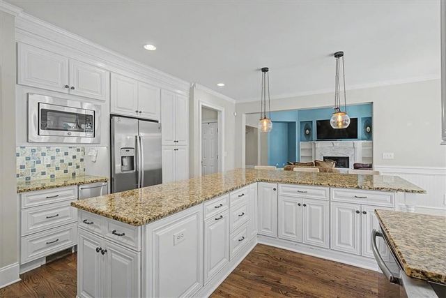 94 Brisbane Drive, Acworth, GA 30101