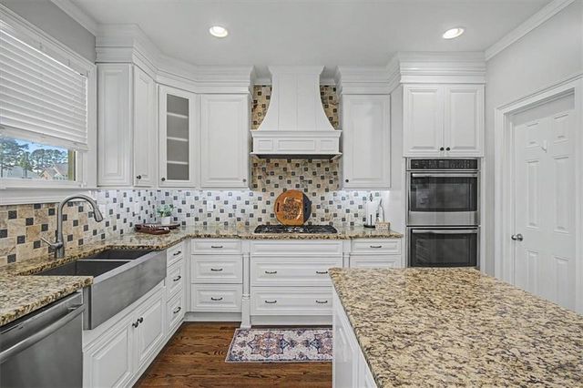 94 Brisbane Drive, Acworth, GA 30101