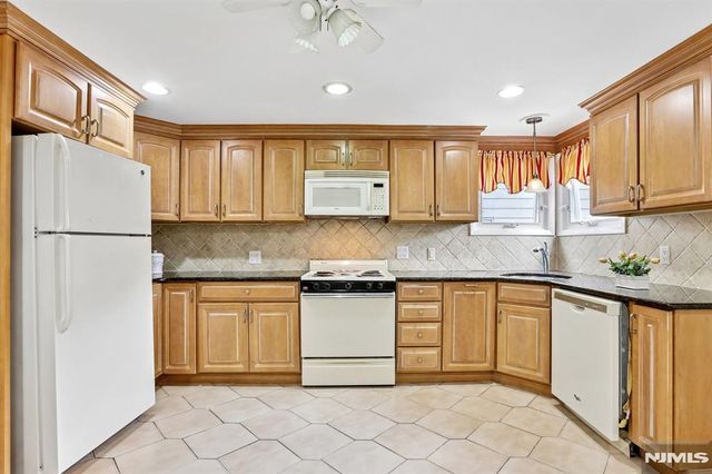 18 Patterson Street, Harrison, NJ 07029