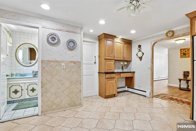 18 Patterson Street, Harrison, NJ 07029