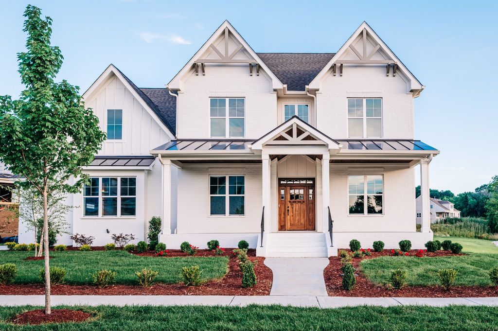 2290 Brakeman Ln, Thompsons Station, TN 37179