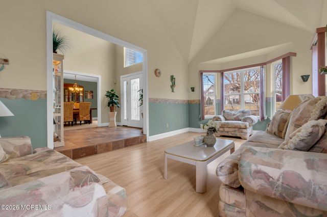 107 Shenandoah Boulevard, Toms River, NJ 08753