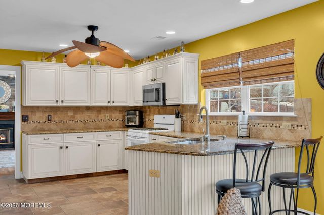 107 Shenandoah Boulevard, Toms River, NJ 08753