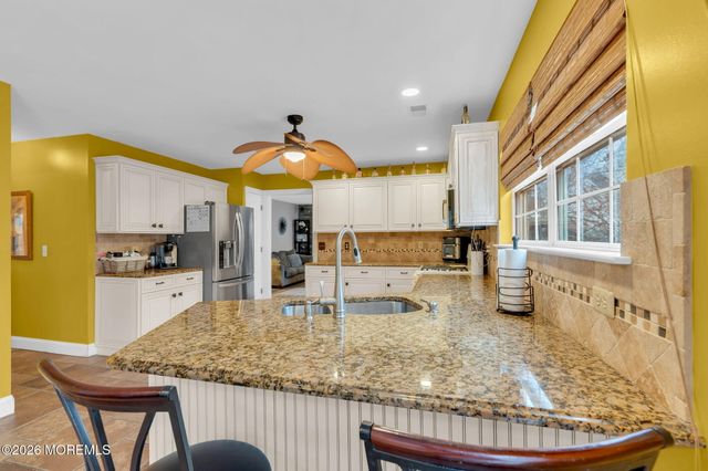 107 Shenandoah Boulevard, Toms River, NJ 08753