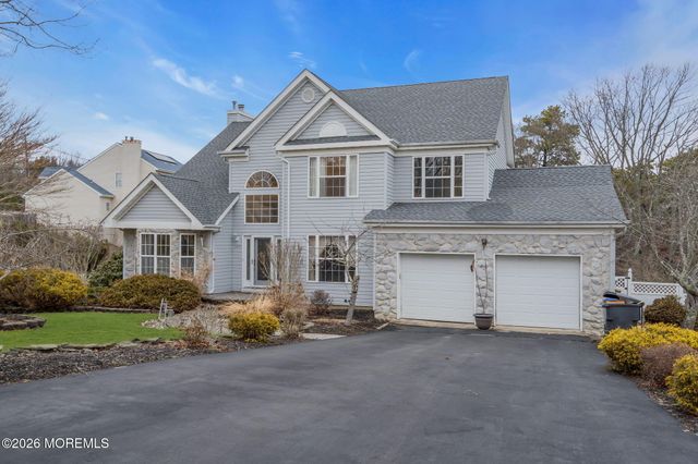 107 Shenandoah Boulevard, Toms River, NJ 08753