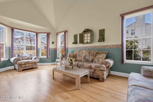 107 Shenandoah Boulevard, Toms River, NJ 08753