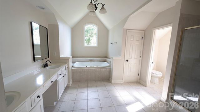2421 Arden Gate Lane, Charlotte, NC 28262