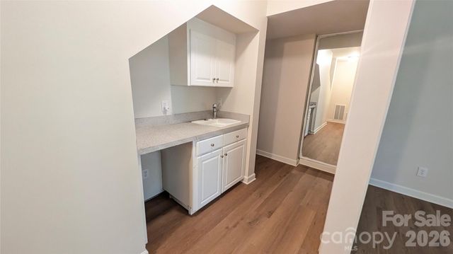 2421 Arden Gate Lane, Charlotte, NC 28262