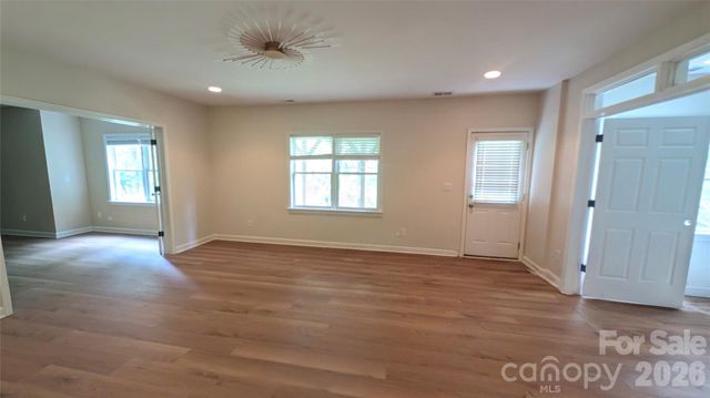 2421 Arden Gate Lane, Charlotte, NC 28262