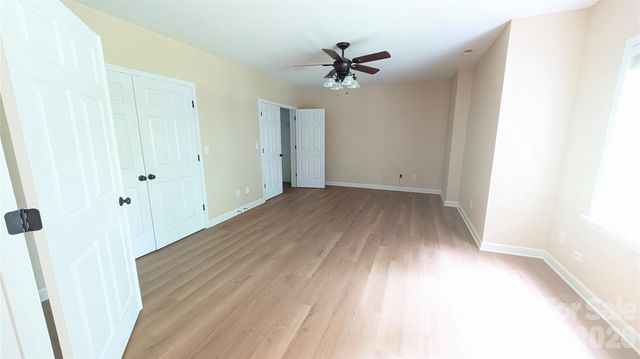 2421 Arden Gate Lane, Charlotte, NC 28262