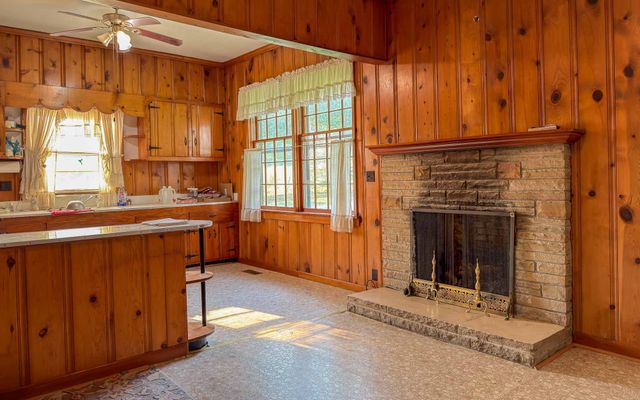 1545 Cedar Hill Rd, Kingston Springs, TN 37082