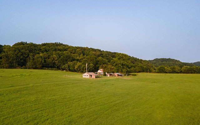1545 Cedar Hill Rd, Kingston Springs, TN 37082