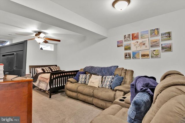 105 MILLSTREAM RD, Pine Hill, NJ 08021
