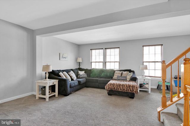 105 MILLSTREAM RD, Pine Hill, NJ 08021