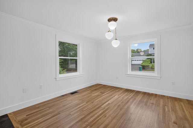 2 Sweetbriar Lane, Rochester, NH 03867