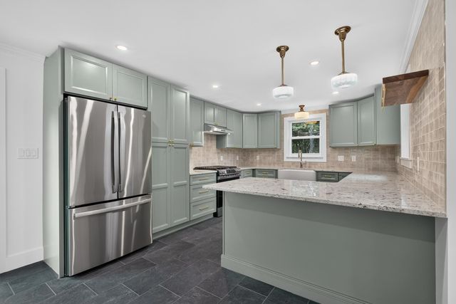 2 Sweetbriar Lane, Rochester, NH 03867