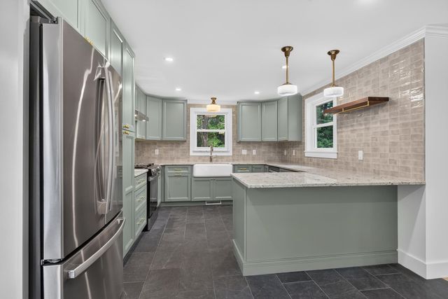 2 Sweetbriar Lane, Rochester, NH 03867