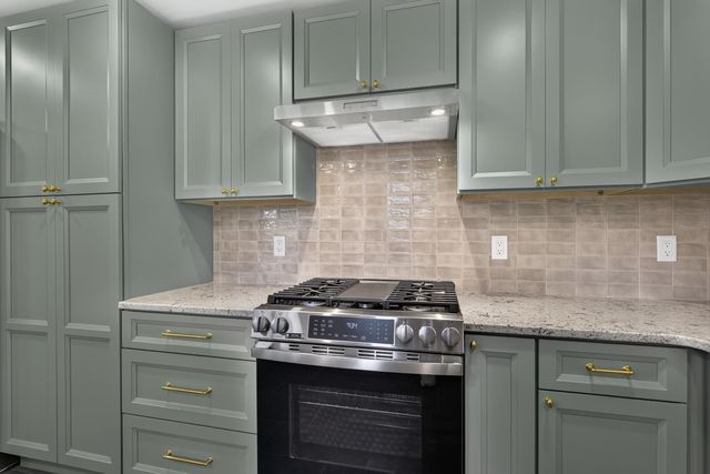 2 Sweetbriar Lane, Rochester, NH 03867