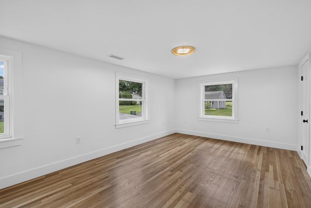 2 Sweetbriar Lane, Rochester, NH 03867