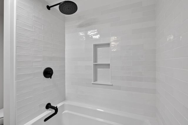 2 Sweetbriar Lane, Rochester, NH 03867