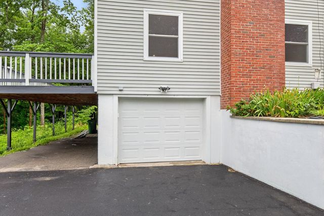 2 Sweetbriar Lane, Rochester, NH 03867
