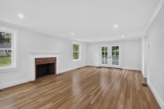 2 Sweetbriar Lane, Rochester, NH 03867