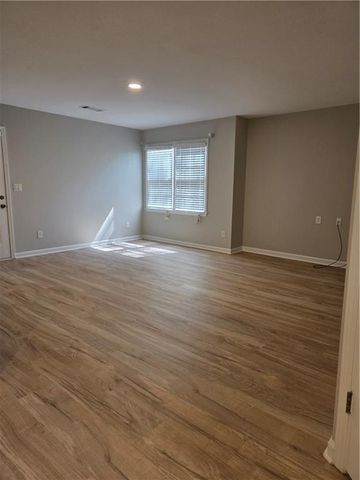 3860 Brookview Point, Decatur, GA 30034