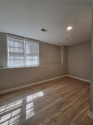 3860 Brookview Point, Decatur, GA 30034