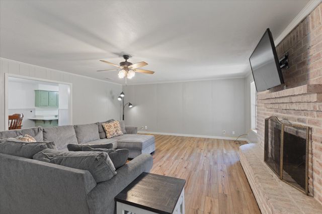 409 Reel Rd, Longview, TX 75604