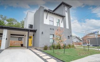 918 S Olive St 101, San Antonio, TX 78210