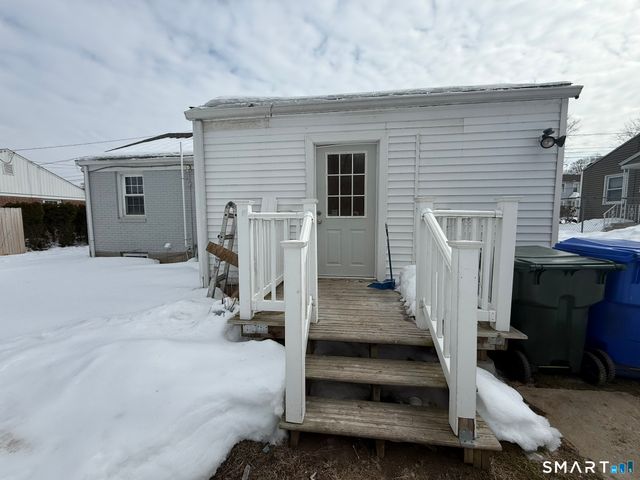 22 Higbie Drive, East Hartford, CT 06108