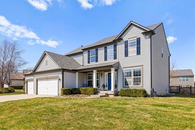 9318 Kenton Street, Lenexa, KS 66227