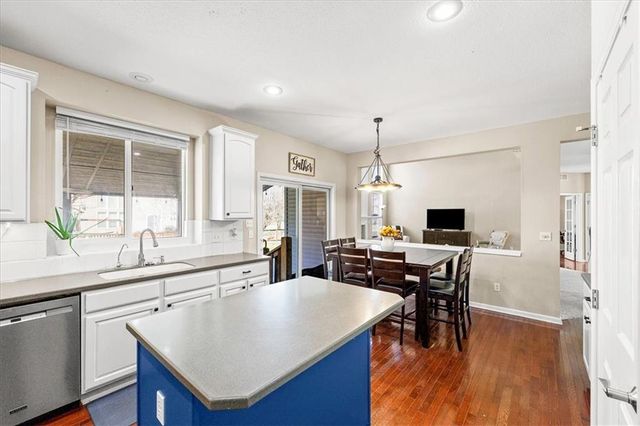 9318 Kenton Street, Lenexa, KS 66227