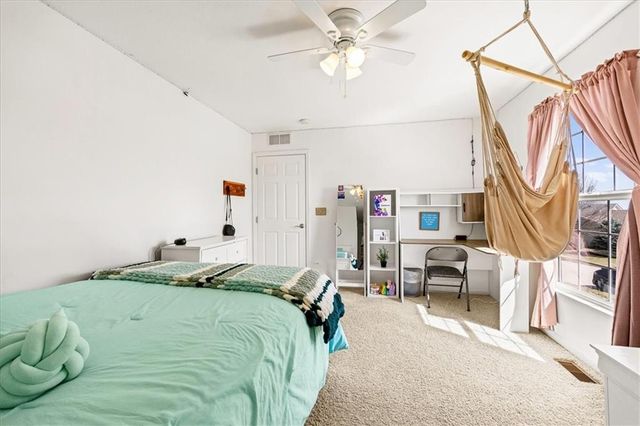 9318 Kenton Street, Lenexa, KS 66227