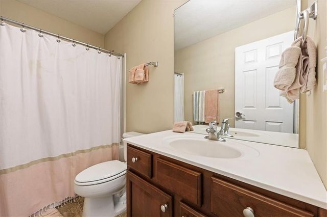 9318 Kenton Street, Lenexa, KS 66227