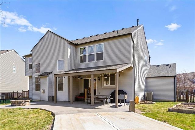 9318 Kenton Street, Lenexa, KS 66227