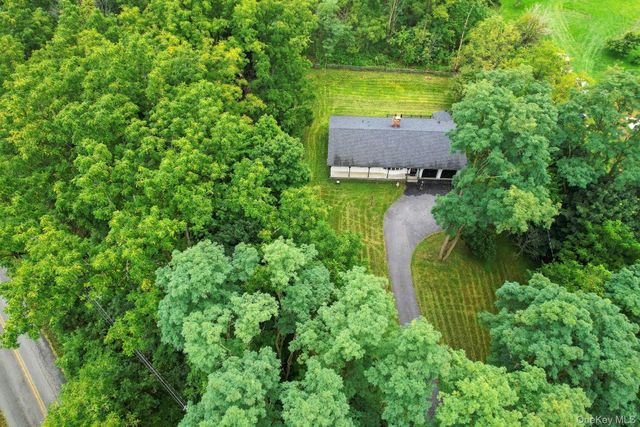 30 Pumpkin Hill Road, Warwick, NY 10990