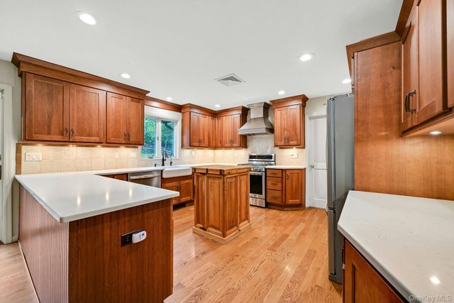30 Pumpkin Hill Road, Warwick, NY 10990