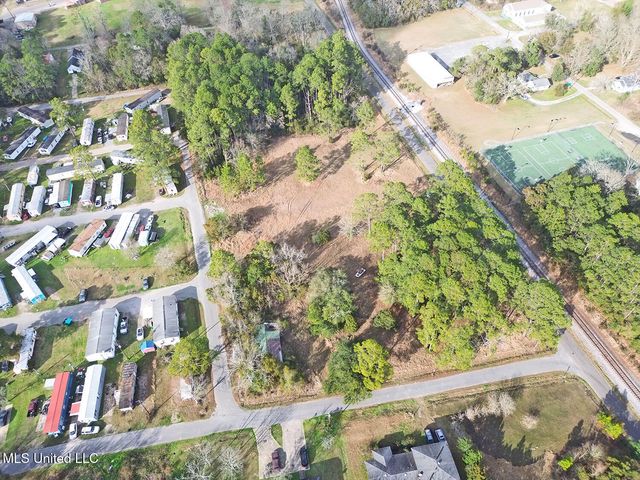 Mill Street, Moss Point, MS 39563