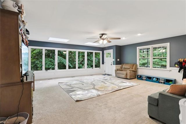 38 Berkshire RD, Williamsburg, VA 23188