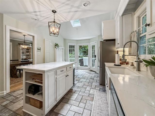 38 Berkshire RD, Williamsburg, VA 23188