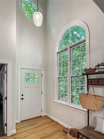 38 Berkshire RD, Williamsburg, VA 23188