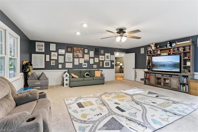 38 Berkshire RD, Williamsburg, VA 23188