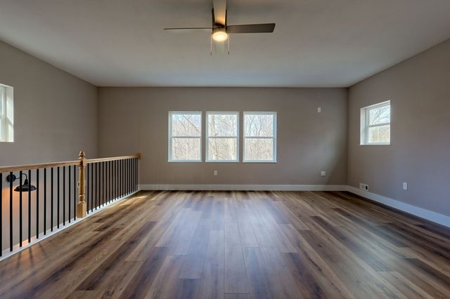 472 Hogsed Drive, Hayesville, NC 28904