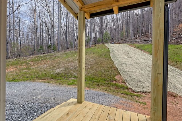 472 Hogsed Drive, Hayesville, NC 28904