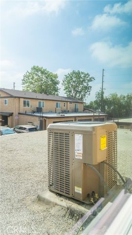 12302 Runnymede Street 4, North Hollywood (los Angeles), CA 91605