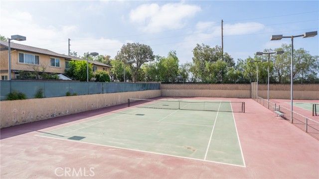 12302 Runnymede Street 4, North Hollywood (los Angeles), CA 91605