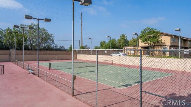 12302 Runnymede Street 4, North Hollywood (los Angeles), CA 91605