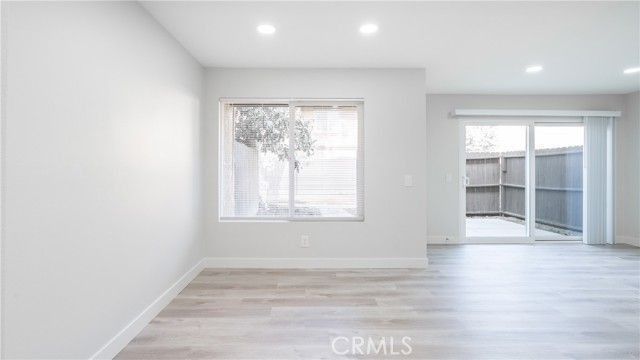 12302 Runnymede Street 4, North Hollywood (los Angeles), CA 91605