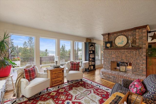 11346 N TUDOR DR, Hayden, ID 83835